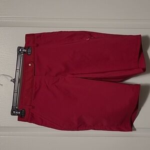 NWOT Puma Sportstyle Golf Shorts Fuschia